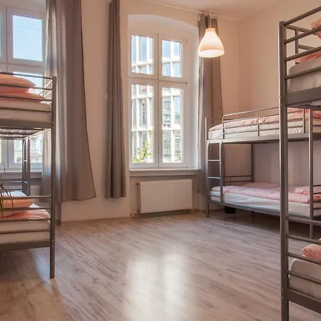 Mango Hostel *