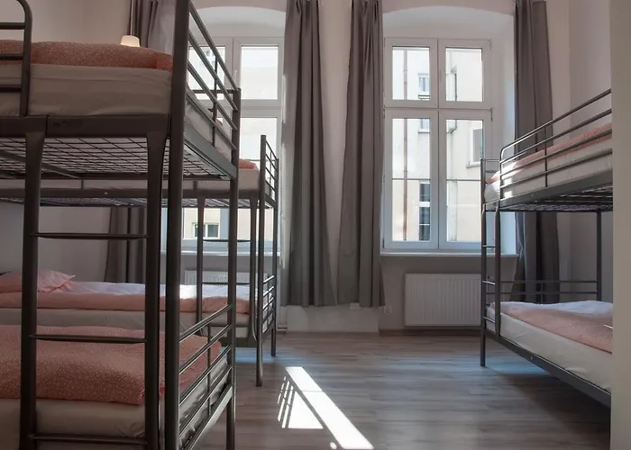 Mango Vandrarhem Poznań