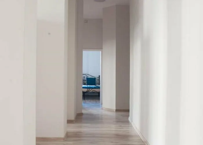 Mango Vandrarhem Poznań