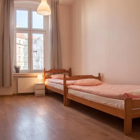 Mango * Poznań